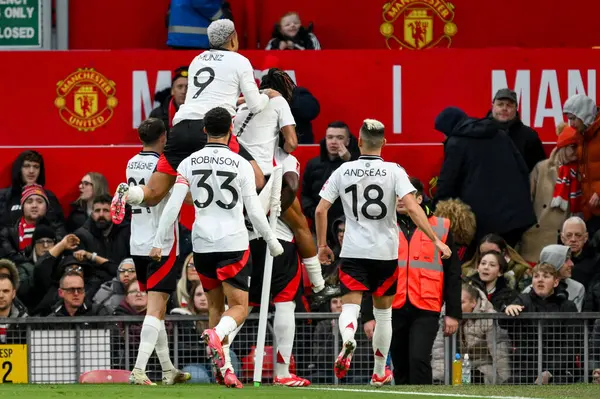 Phân tích kỹ thuật Fulham vs Manchester City: Vòng 38 Ngoại Hạng Anh 2024/2025